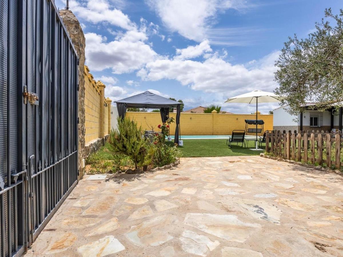 Villa Santa Teresa Vacacional Sevilla Dos Hermanas Kültér fotó