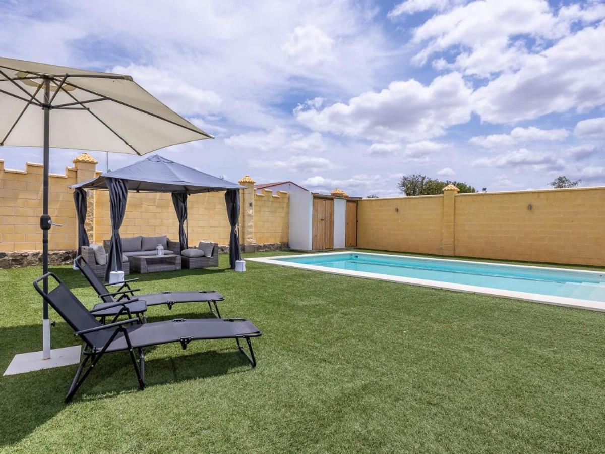 Villa Santa Teresa Vacacional Sevilla Dos Hermanas Kültér fotó